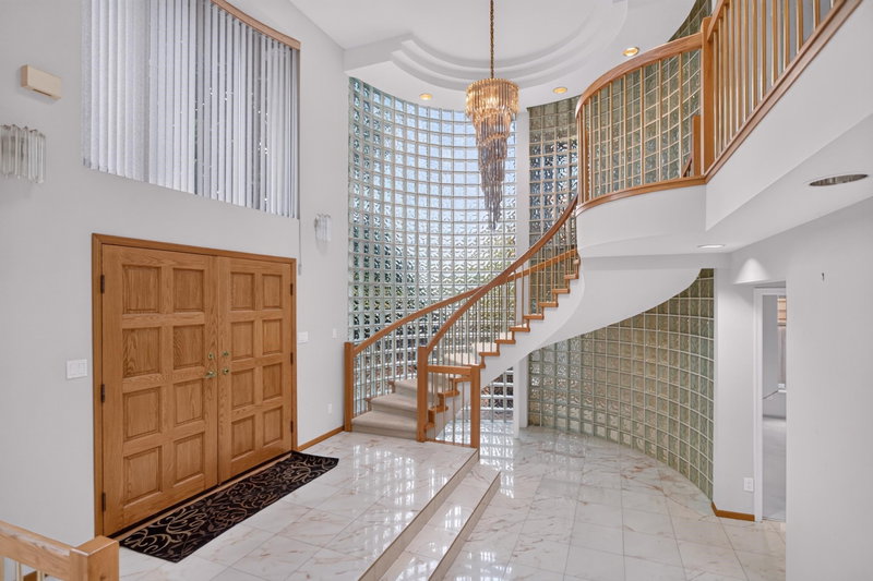 Image of home for listing MLS® R3179882