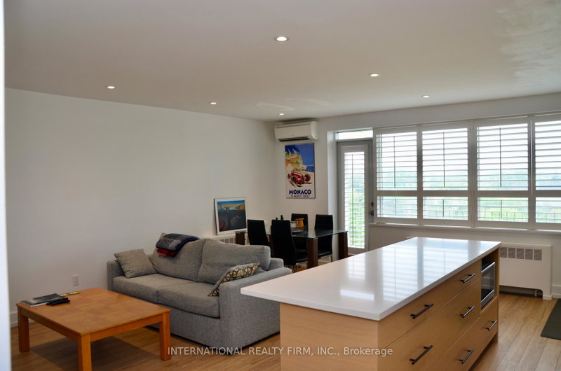 Image of home for listing MLS® C13664958