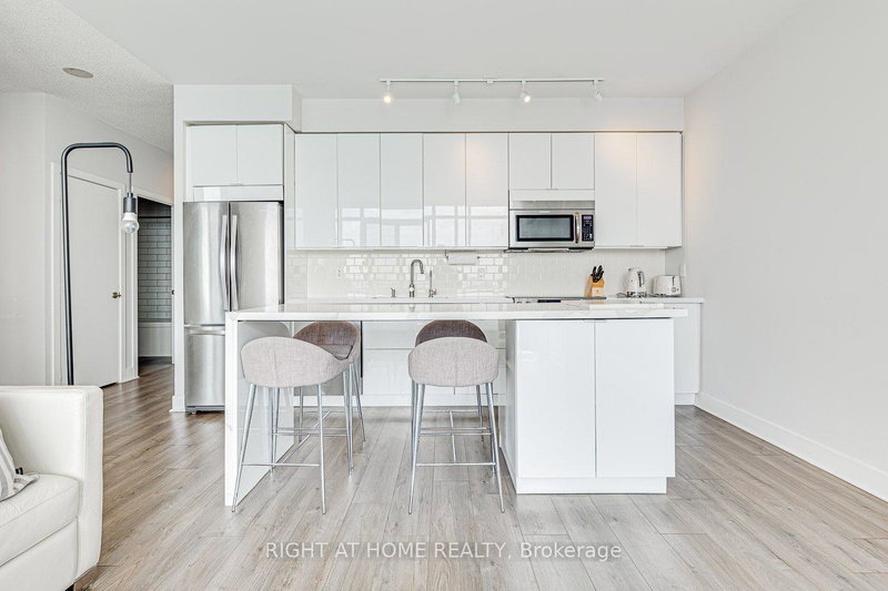 Image of home for listing MLS® C13877206