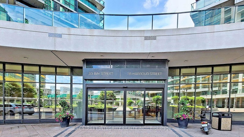 Image of home for listing MLS® C13882020