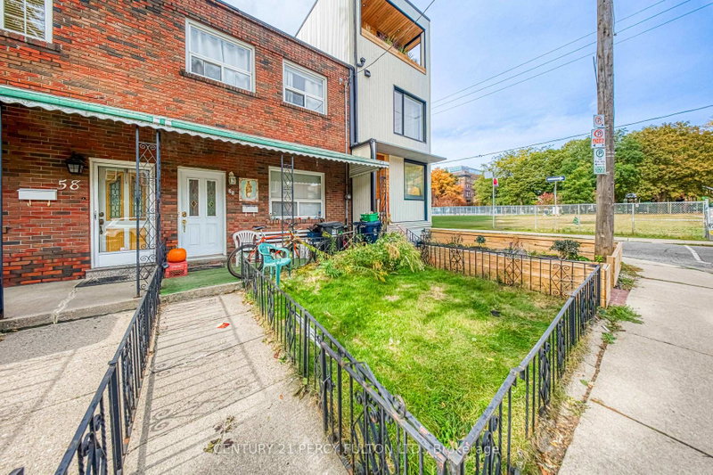 Image 2 of listing MLS® C13885584