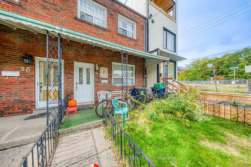 Image 3 of listing MLS® C13885584