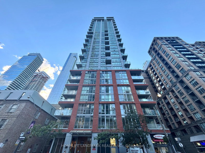 Image 1 of listing MLS® C13885736