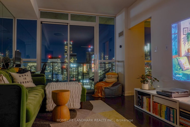 Image 3 of listing MLS® C13885736
