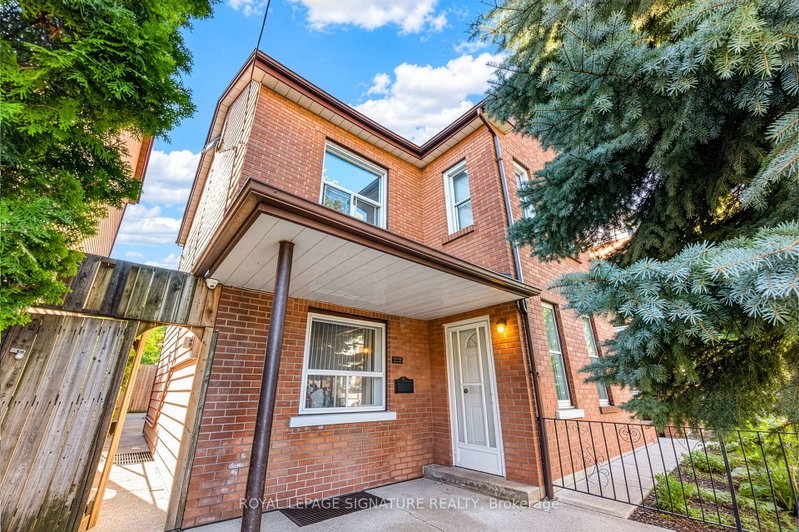Image 2 of listing MLS® C13885852