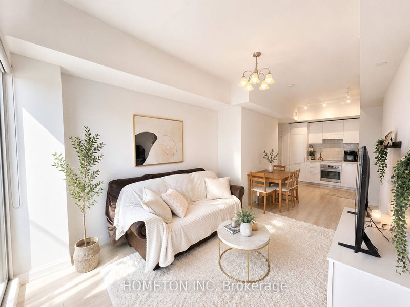 Image 2 of listing MLS® C13886236