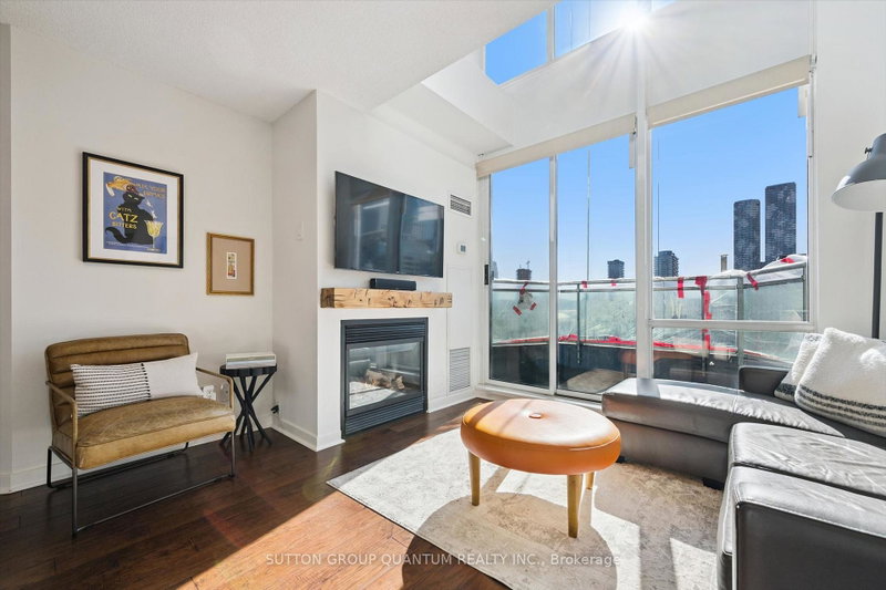 Image 3 of listing MLS® C13886270
