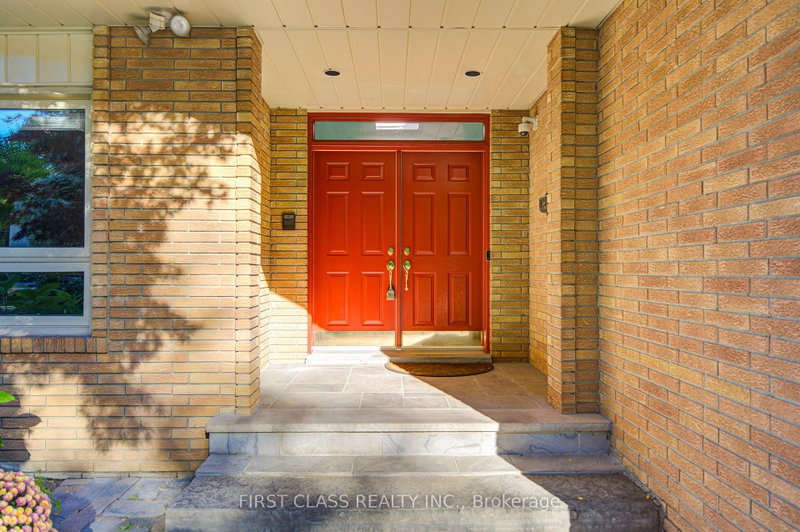 Image of home for listing MLS® C14004084