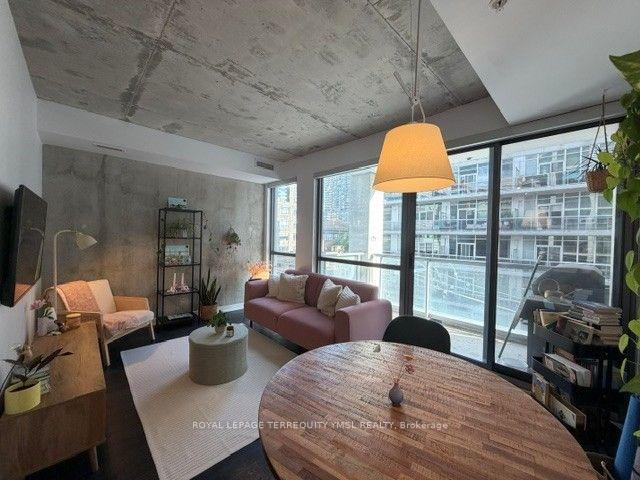 Image of home for listing MLS® C14017190