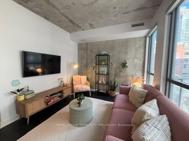 Image of home for listing MLS® C14017190