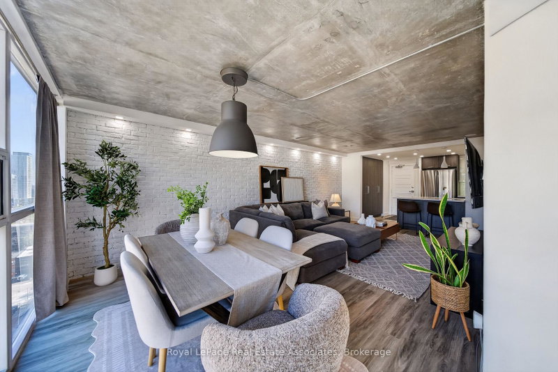 Image of home for listing MLS® C14026116