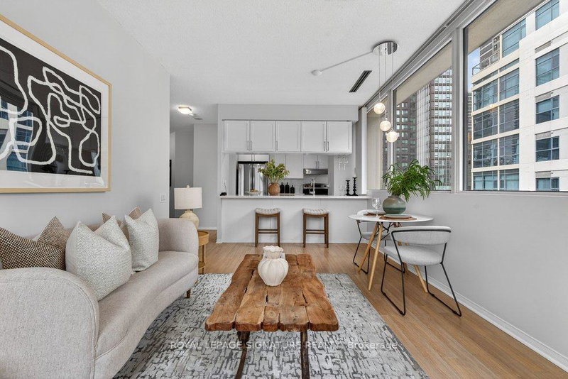 Image of home for listing MLS® C14027570