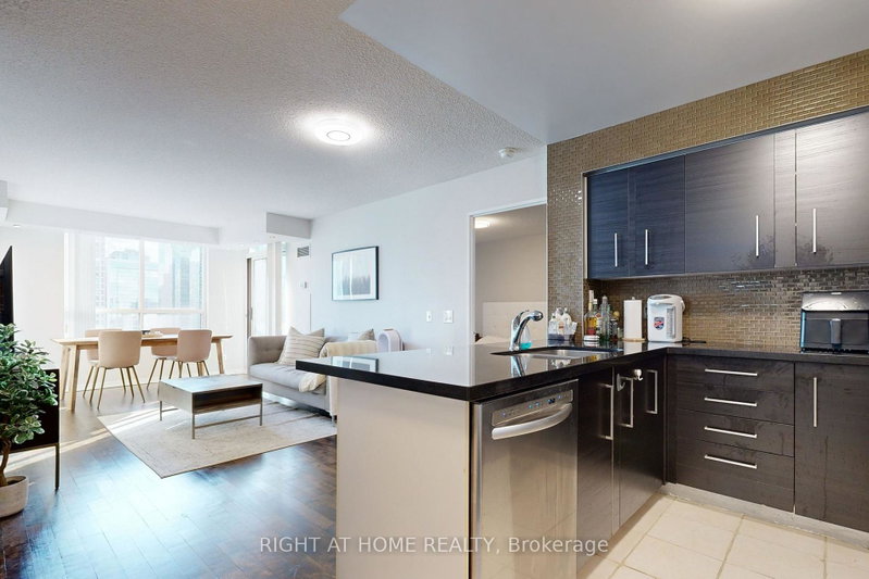 Image of home for listing MLS® C14027688
