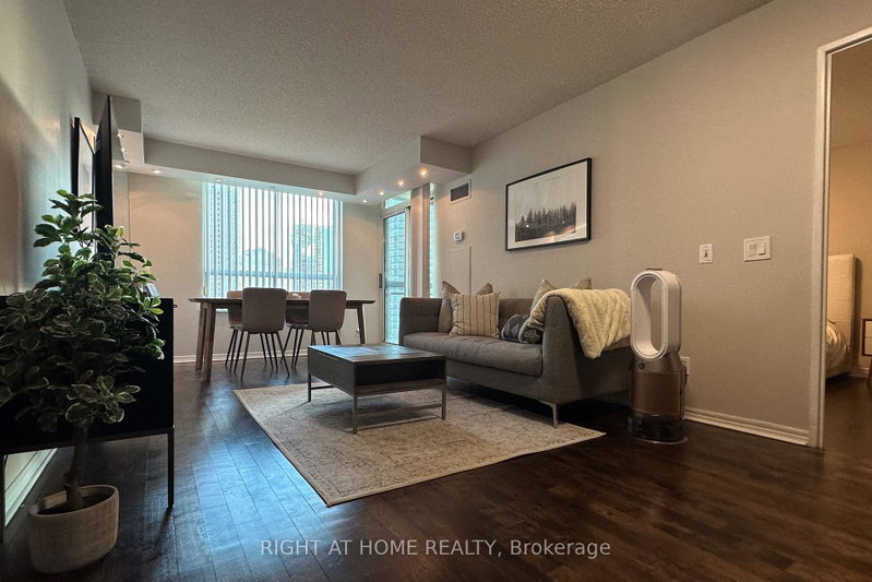 Image of home for listing MLS® C14027688