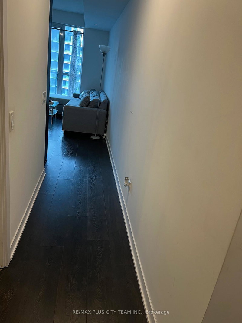 Image of home for listing MLS® C14027728