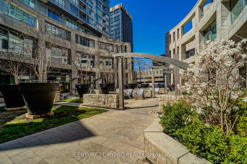 Image of home for listing MLS® C14029878