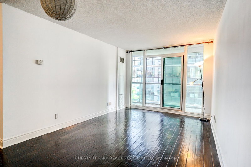 Image of home for listing MLS® C14032238