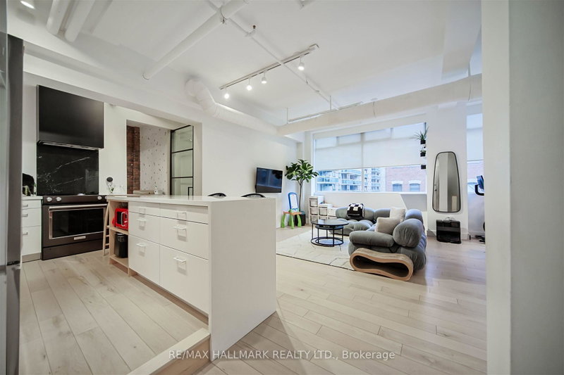 Image of home for listing MLS® C14033202