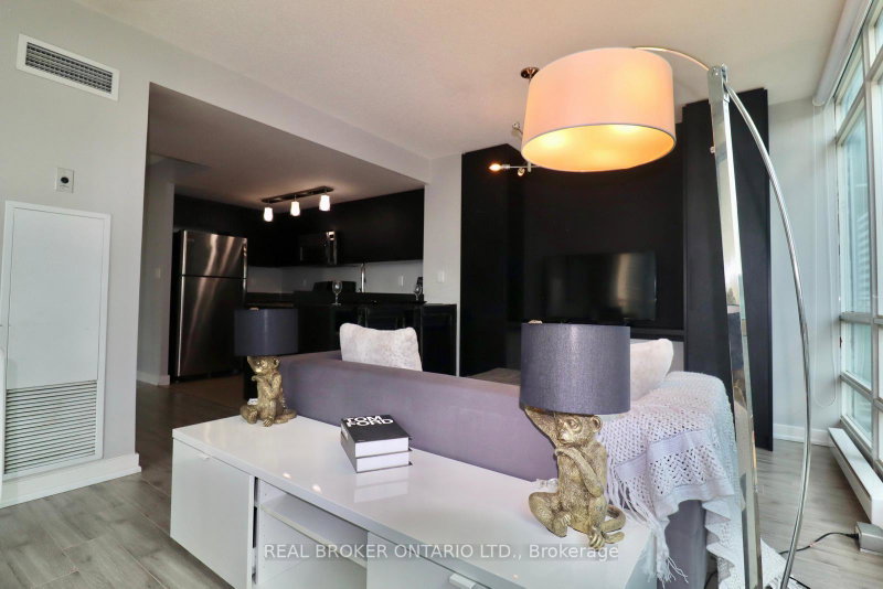 Image of home for listing MLS® C14034730