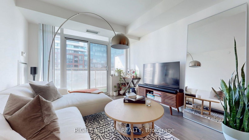 Image of home for listing MLS® C14077402