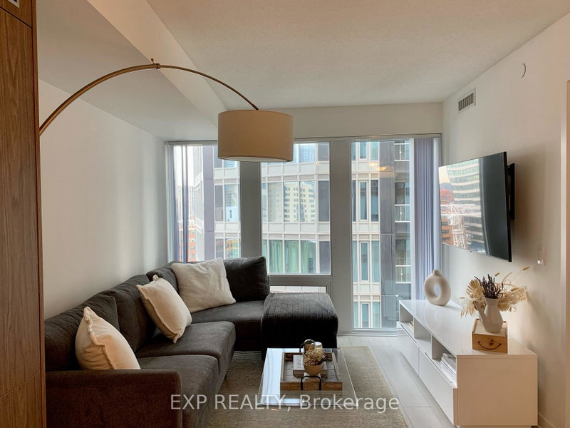 Image of home for listing MLS® C14085730
