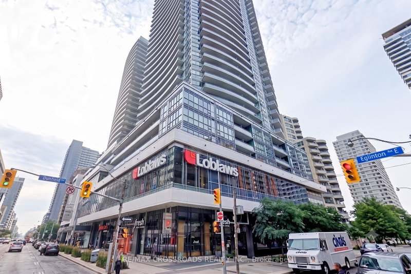 Image 2 of listing MLS® C14087070