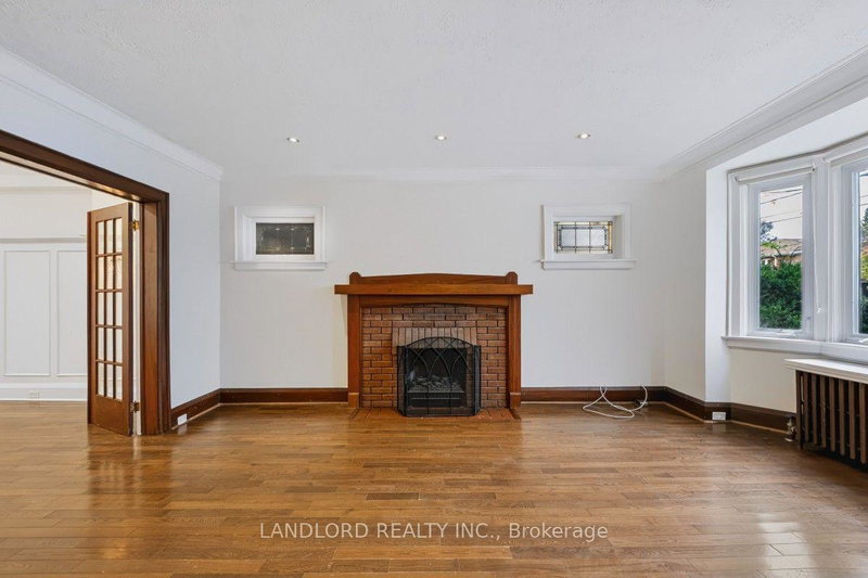 Image 3 of listing MLS® C14087428