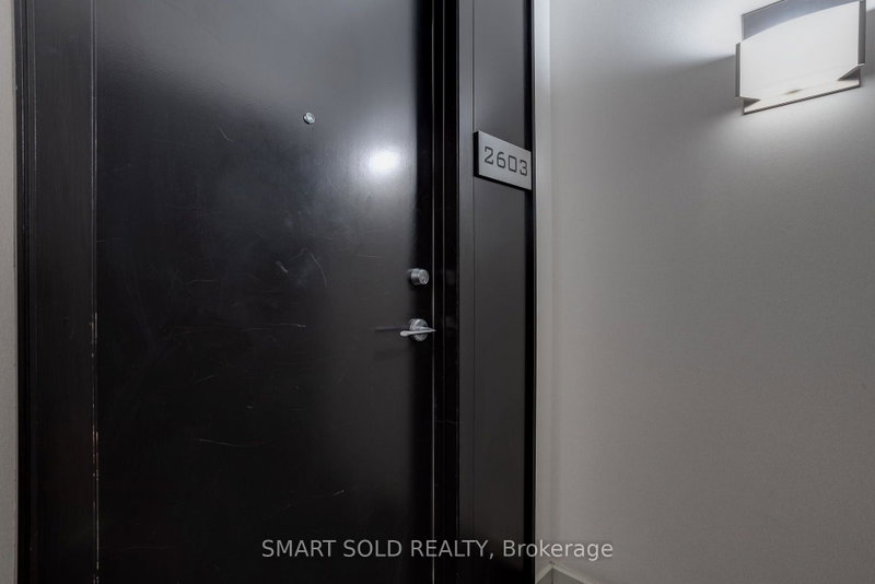 Image 3 of listing MLS® C14087604
