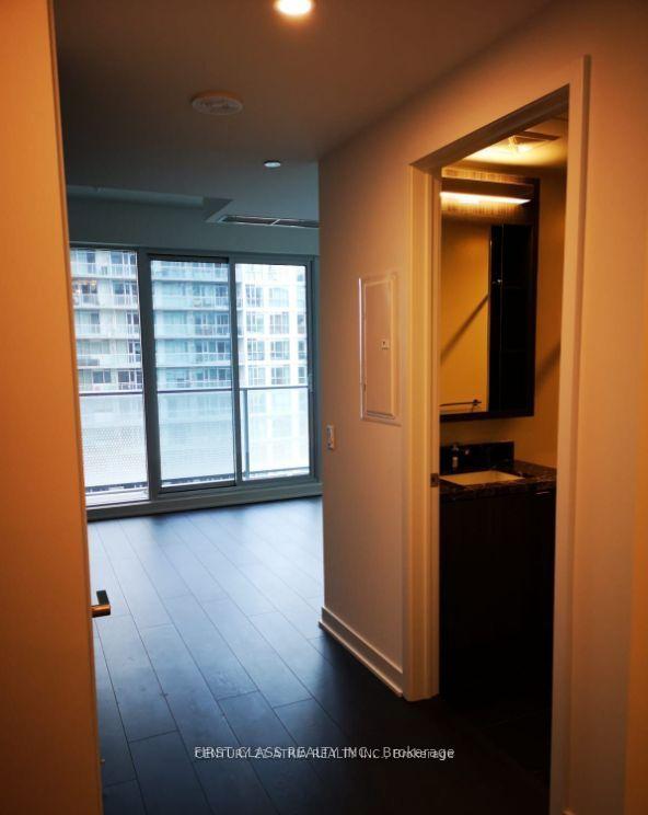 Image of home for listing MLS® C14088288
