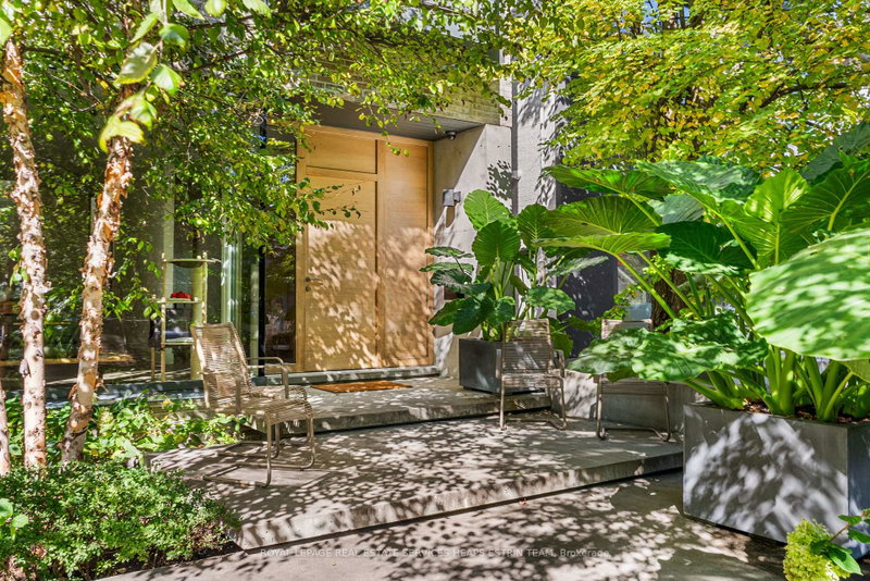 Image of home for listing MLS® C14095932