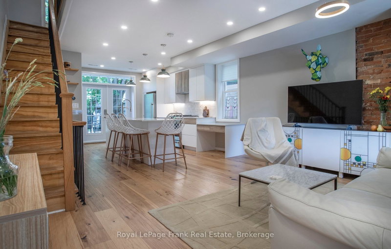 Image of home for listing MLS® C14098898
