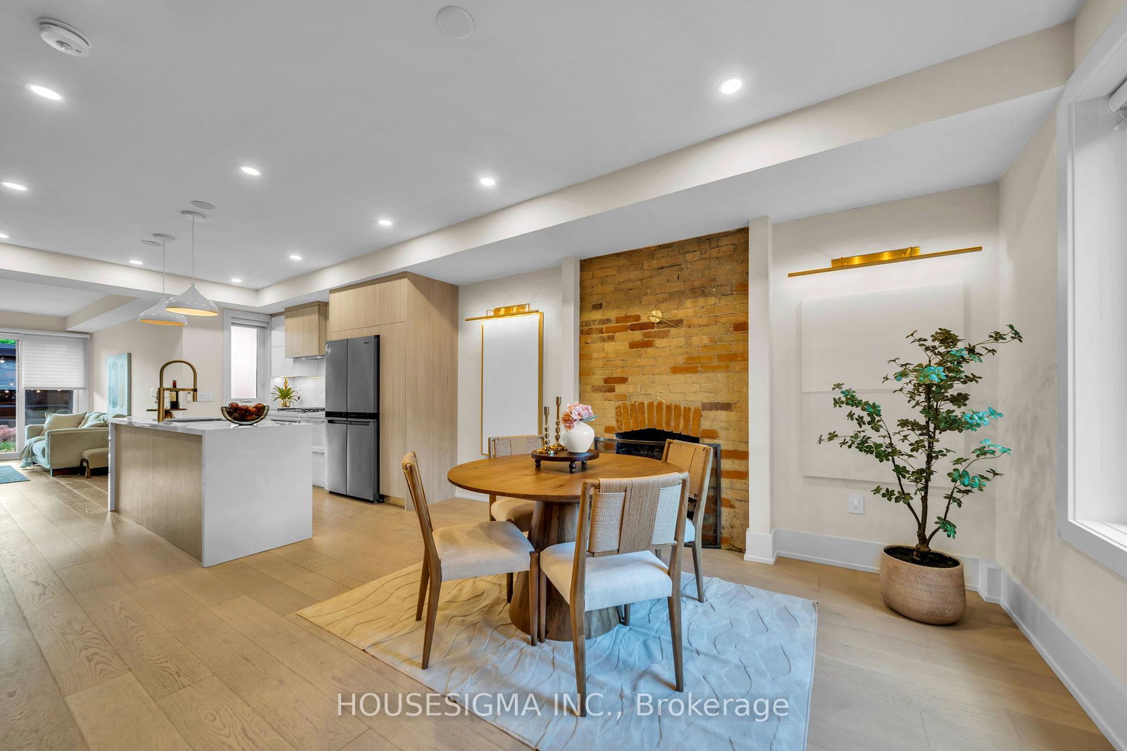 Image of home for listing MLS® C14111952