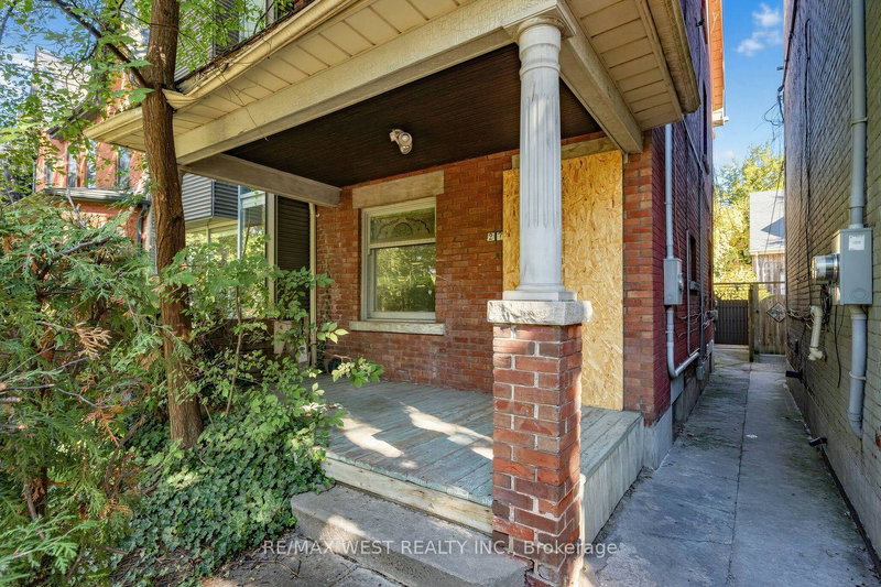 Image of home for listing MLS® C14112804