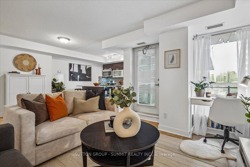 Image of home for listing MLS® C14113850