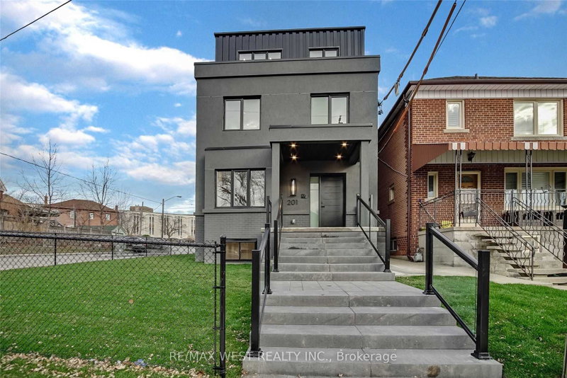 Image of home for listing MLS® C14114116