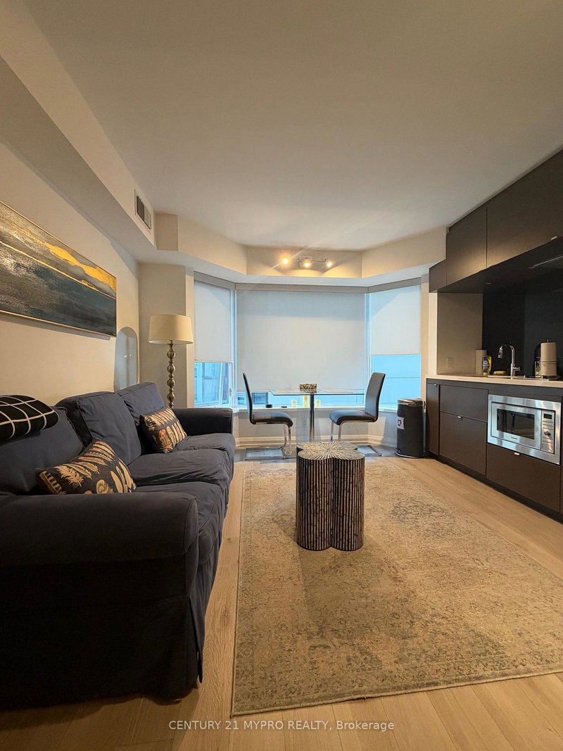 Image of home for listing MLS® C14114732