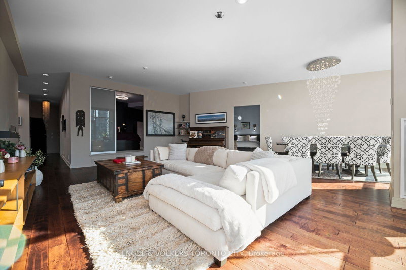 Image of home for listing MLS® C14119342
