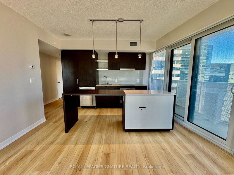 Image of home for listing MLS® C14123232
