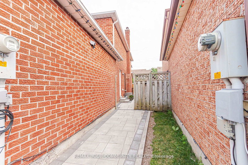 Image of home for listing MLS® E13649028