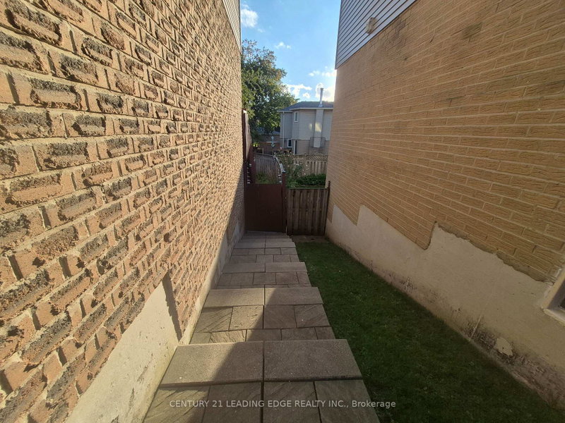 Image of home for listing MLS® E13721992