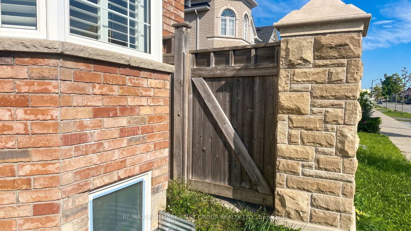 Image of home for listing MLS® E13742014