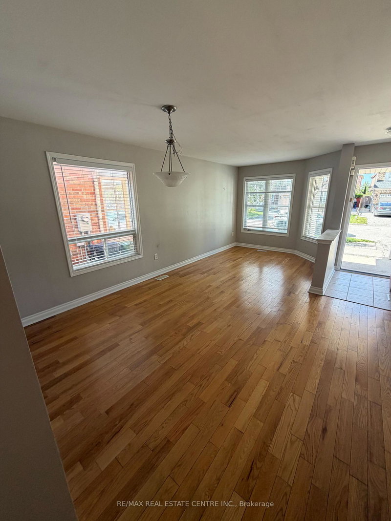 Image of home for listing MLS® E13776204