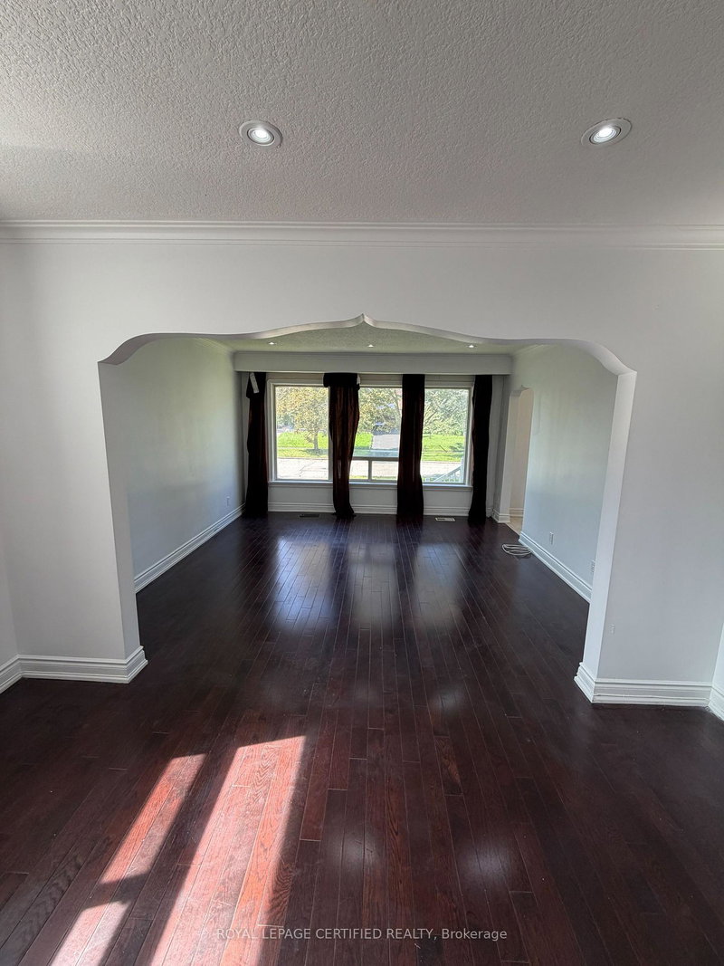 Image of home for listing MLS® E13777966