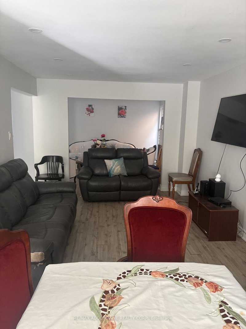 Image of home for listing MLS® E13782212