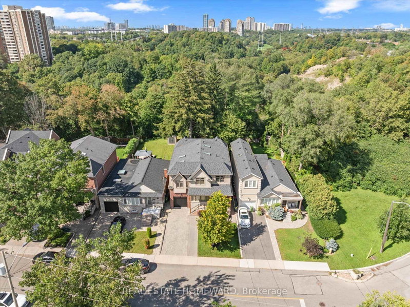 Image of home for listing MLS® E13783764