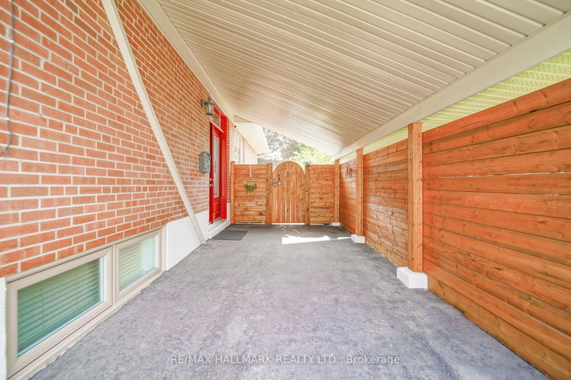 Image of home for listing MLS® E13784400
