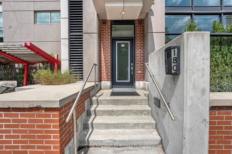 Image of home for listing MLS® E13832850