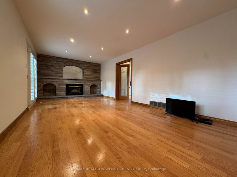 Image of home for listing MLS® E13833878