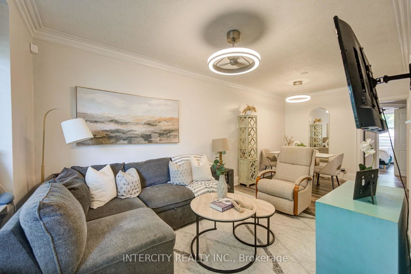 Image of home for listing MLS® E13837244