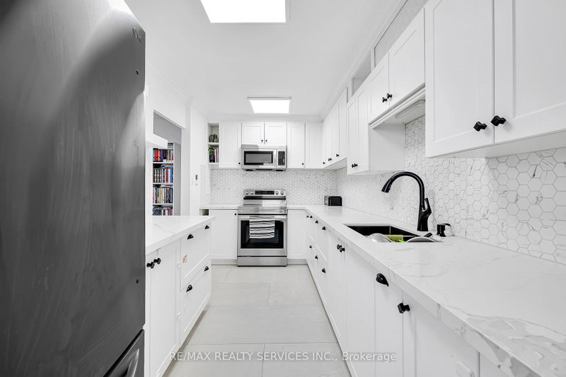 Image of home for listing MLS® E13841508